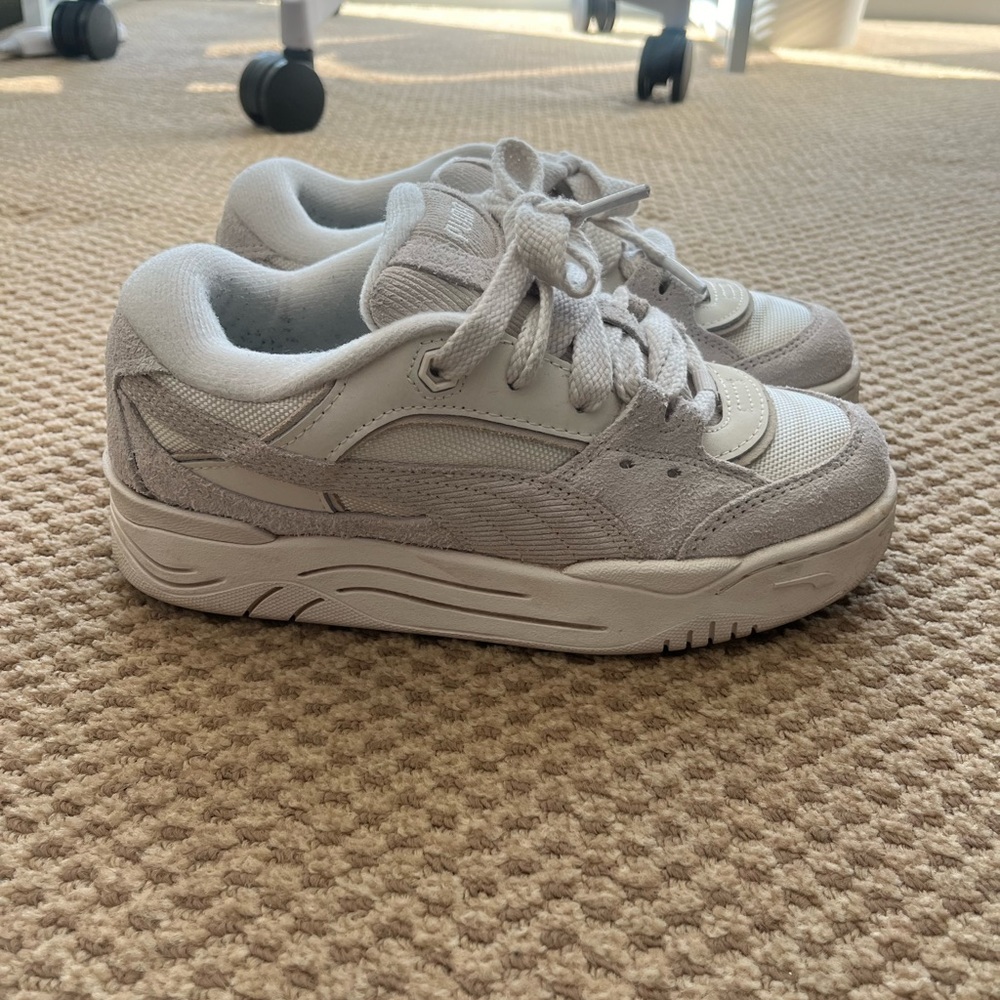 Puma 180 Corduroy sneakers